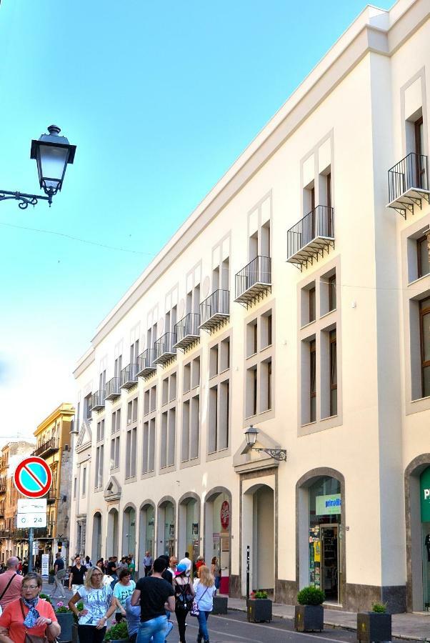 Alla Corte Maqueda Palermo Bagian luar foto